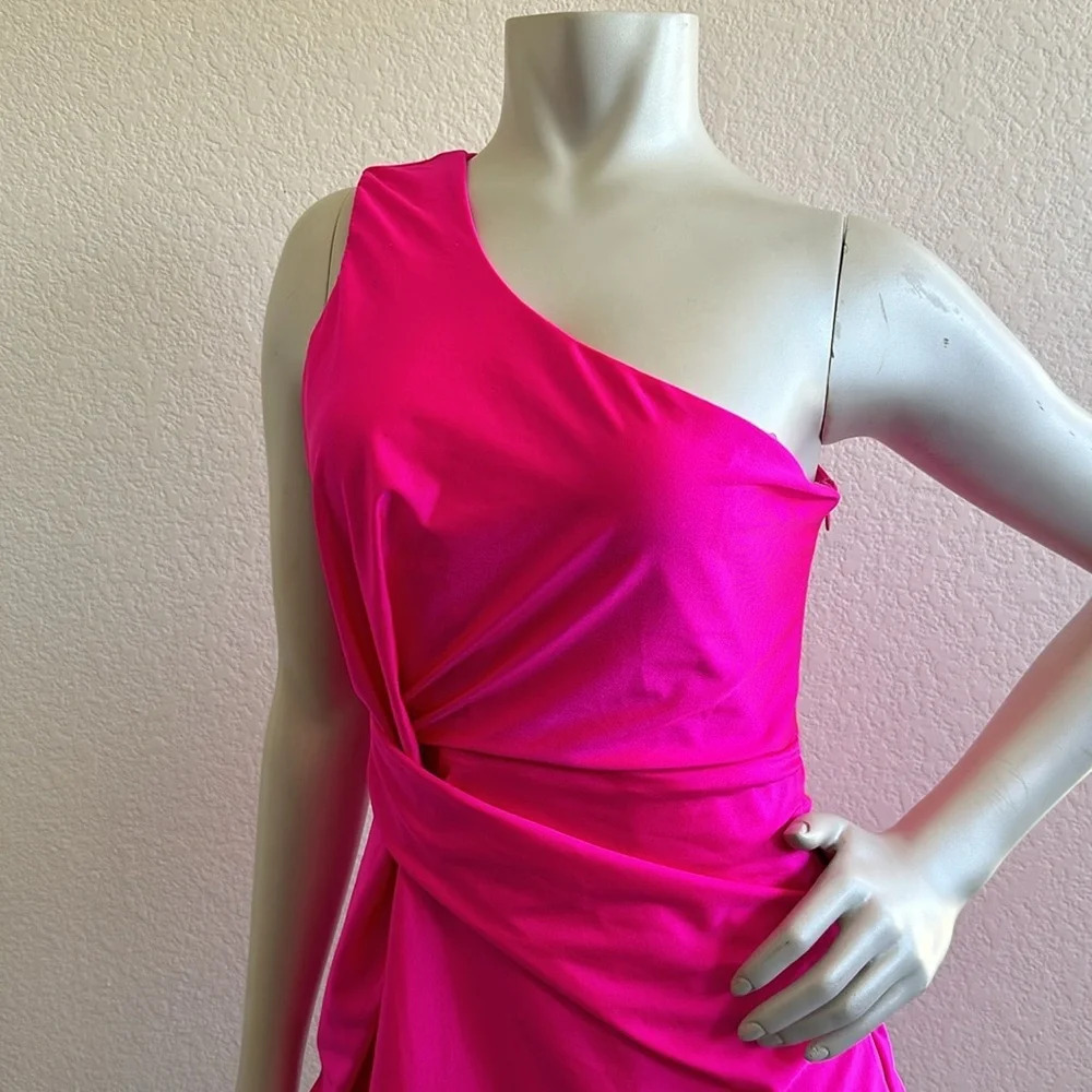Superdown Hot pink one-shoulder mini dress - Picture 5 of 8